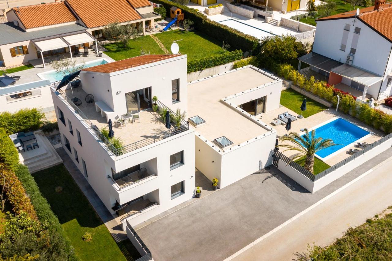 Belvedere Holidays Novigrad  Zewnętrze zdjęcie
